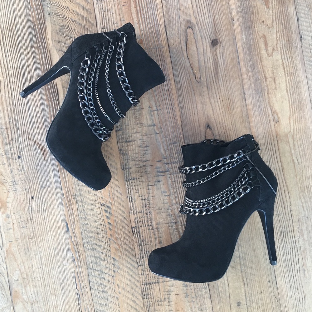 Chain Detail Stiletto Heel Booties Black